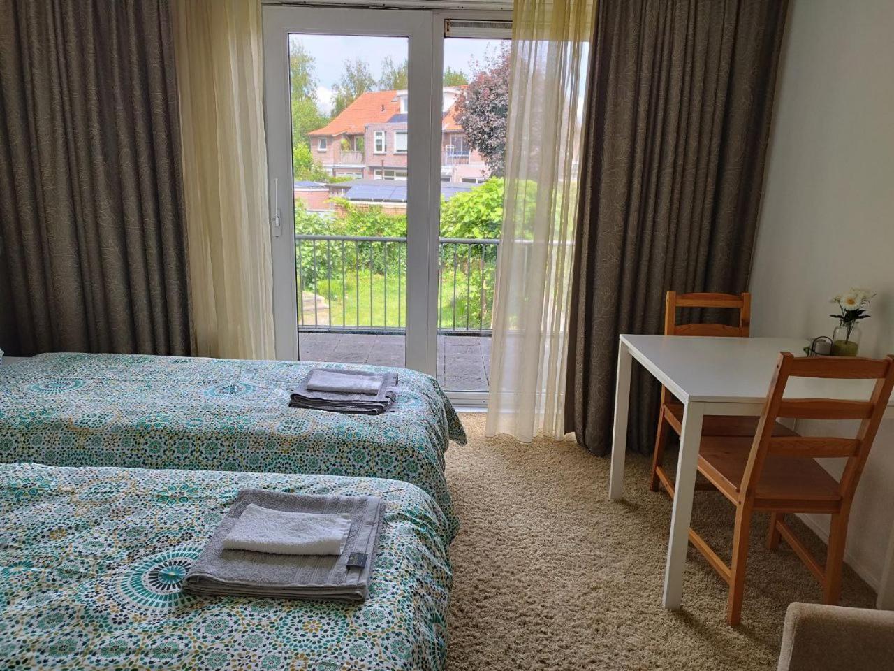 Tranquil Retreat - Free American Pancake-Guest House Arnhem Bagian luar foto